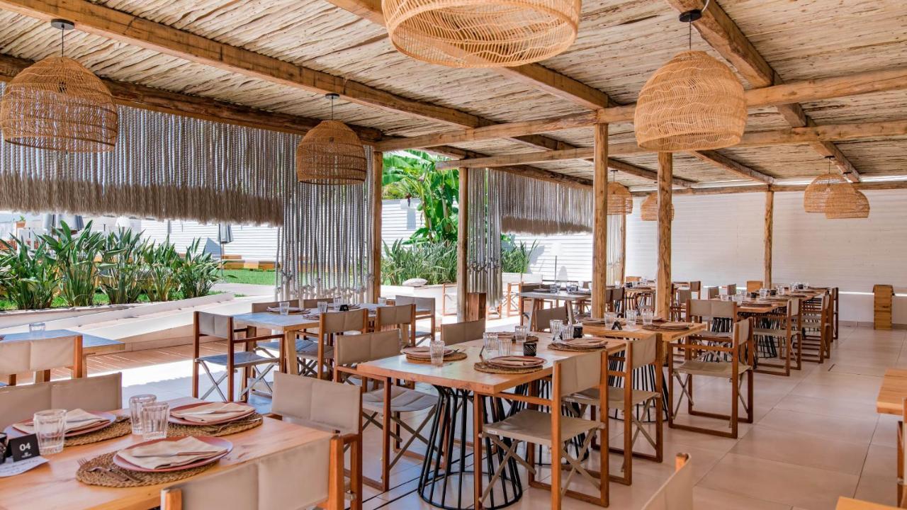 Cumeja Beach Club & Hotel Baia Domizia Eksteriør billede