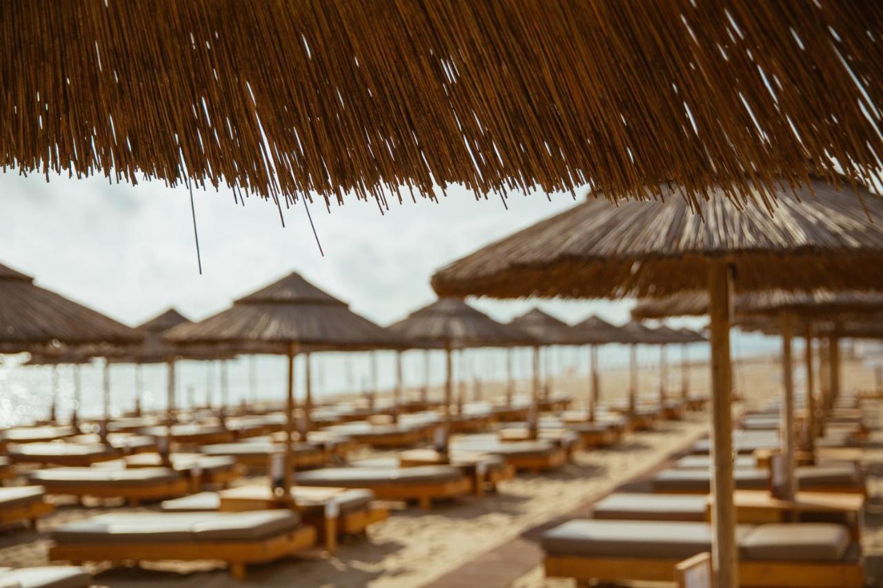 Cumeja Beach Club & Hotel Baia Domizia Eksteriør billede