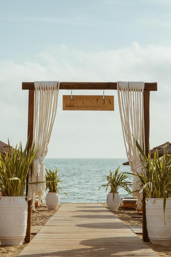 Cumeja Beach Club & Hotel Baia Domizia Eksteriør billede